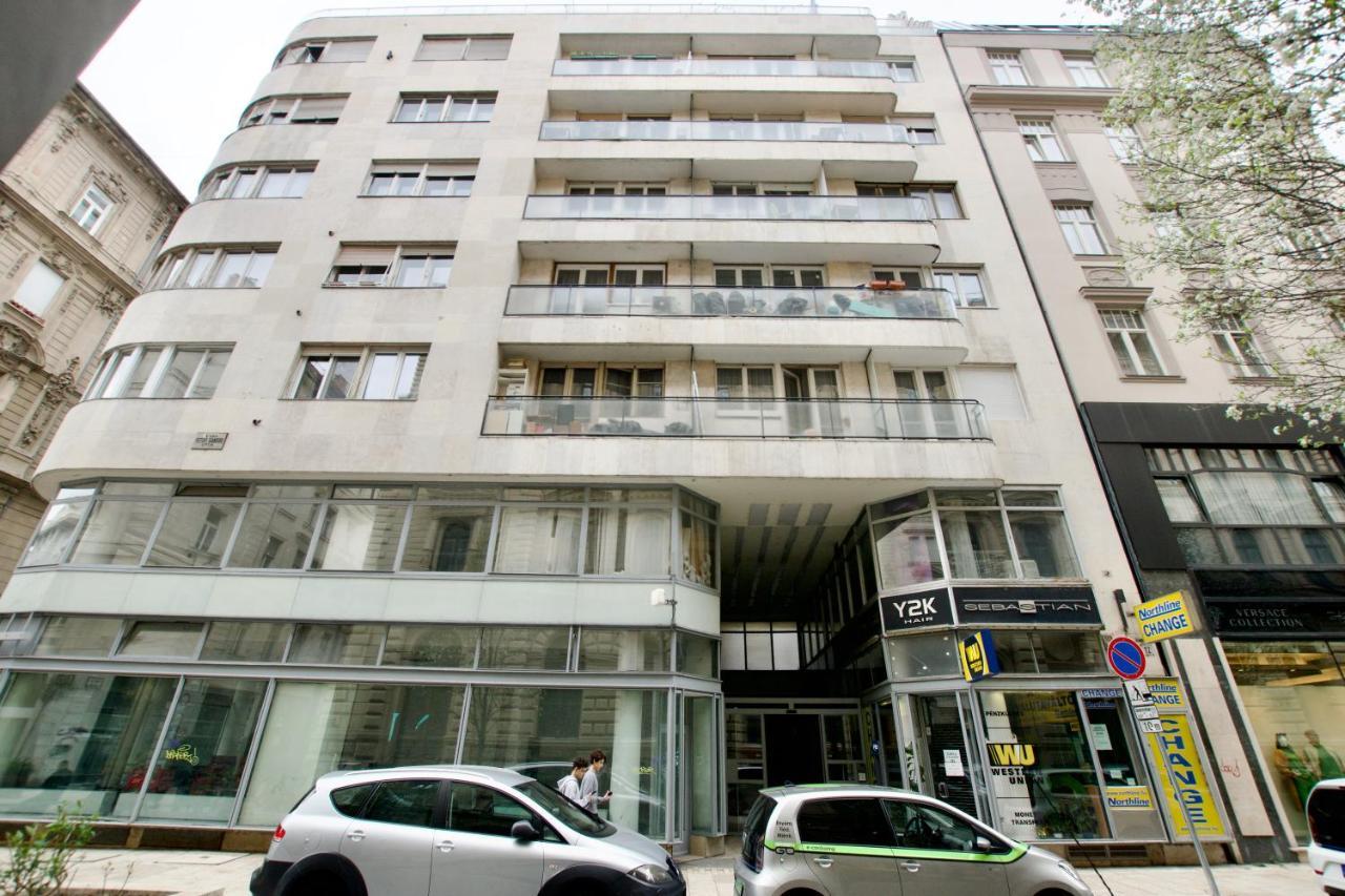 Standard Apartment By Hi5 - Petofi 12 Budapest Exterior photo